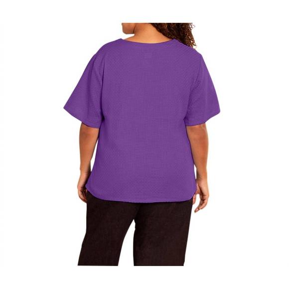 NEW ON THE PLUS SIDE ameli cotton short sleeve v-neck top - plus in acai - Picture 2 of 3